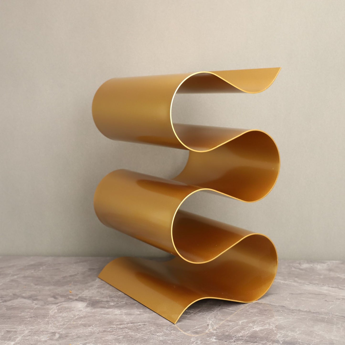 Modern Minimalist S-Shaped Metal Wine Rack