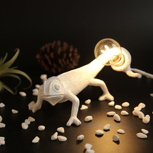 Lamp Chameleon