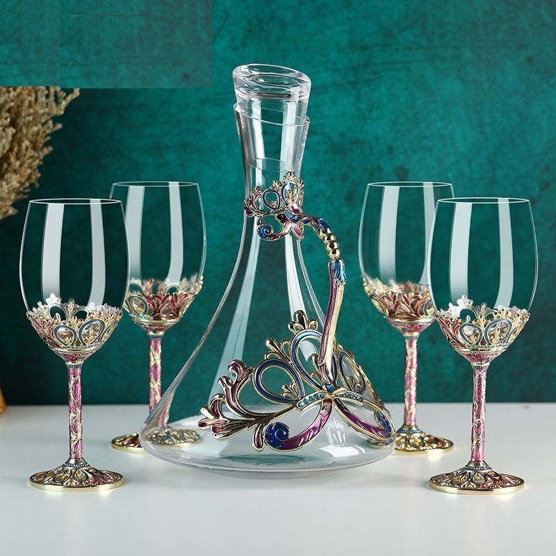 "Elegant Glass Decanter Set with Decorated Wine Glasses | Perfect for Special Occasions"