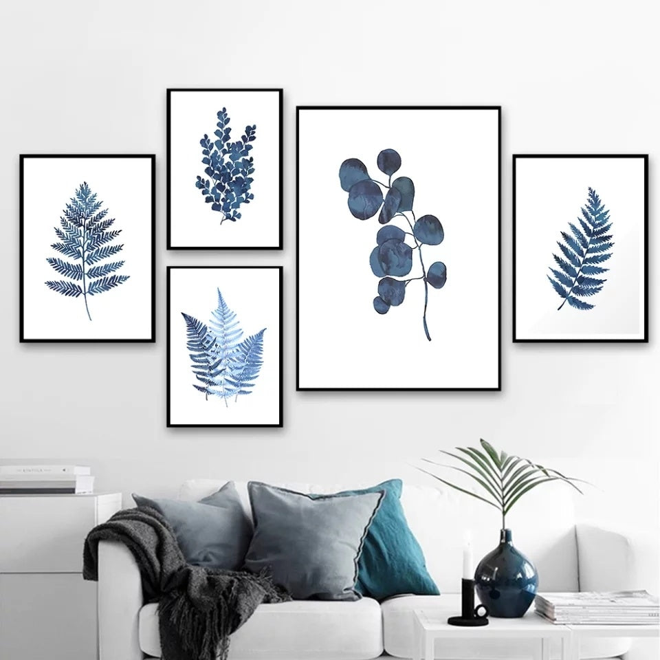 Decorative Canvas Painting of Leaves: Modern Wall Art on High-Quality Canvas