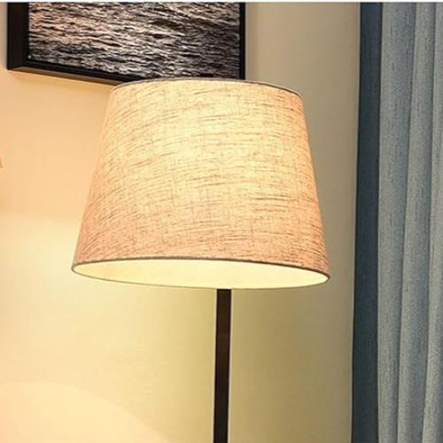 "DaQi Vertical Table Lamp with Side Table – Elegant Design and Functionality for Living Room and Bedroom"