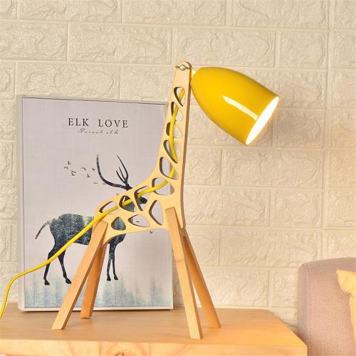 Giraffe Wooden Children's Room Desk Lamp – LED, Colorful & Fun