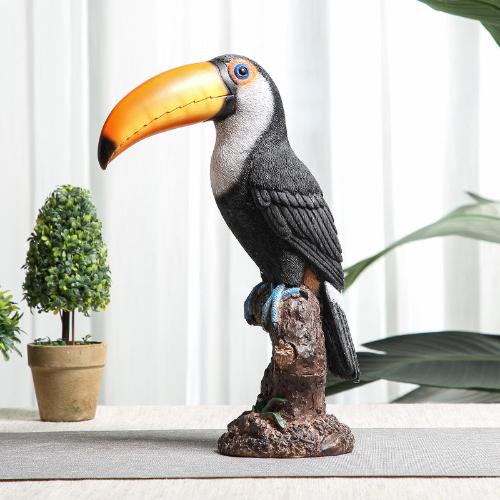 Creative Toucan Resin Statue – Tropical Design for Indoor and Garden Decor