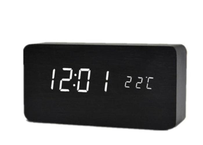 Stylish LED Wood Alarm Clock with Calendar – Modern Rectangular Display