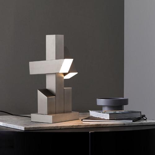 Rhobot Lamp – Modern Functional Lighting Inspired by Bauhaus Design